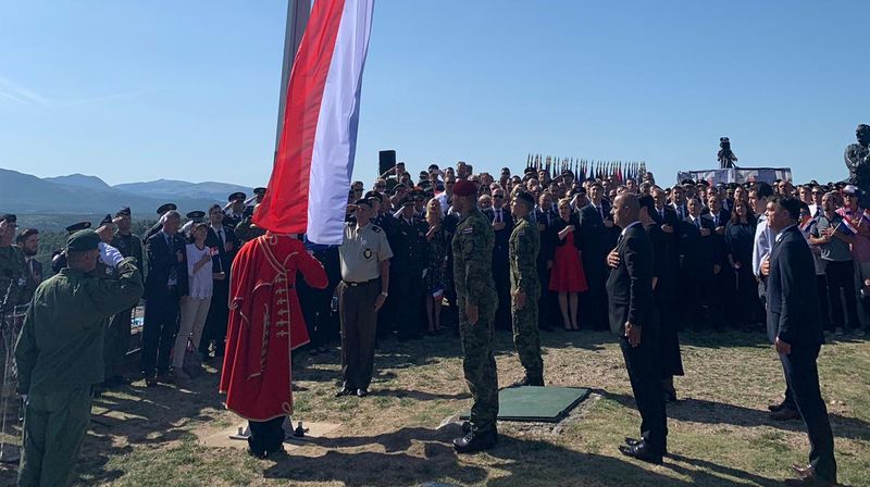 Podizanje zastave na tvrđavi u Kninu (Foto: Dnevnik.hr) - 3