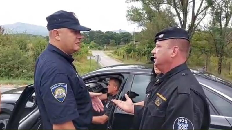 Policija pred Kninom zaustavila pripadnike HOS-a - 1
