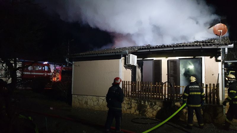 Vatrogasci na intervenciji u Novoselcima (Foto: pozega.eu) - 5