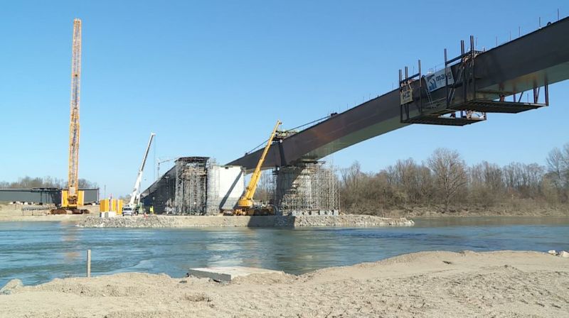 Mostovi koji nikamo ne vode (Foto: Dnevnik.hr) - 1