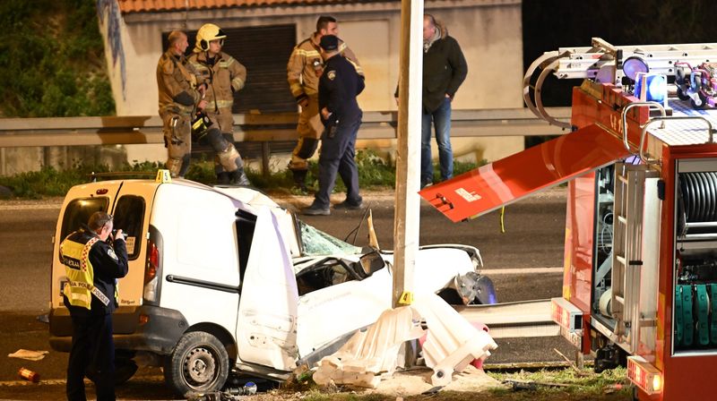 Prometna nesreća u Splitu na nadvožnjaku Visoka - 7