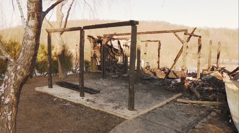 Izgorjela kuća sedmeročlane obitelji iz Nove Ljeskovice (Foto: Dnevnik.hr)