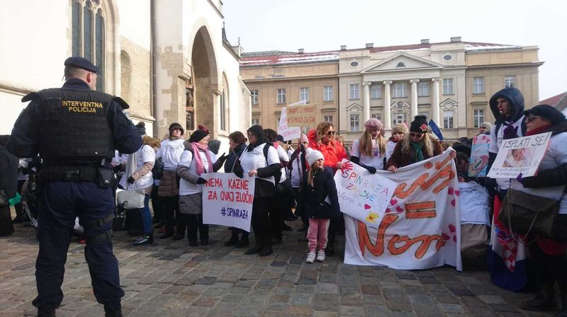 Prosvjed na Markovom trgu (Foto: Dnevnik.hr) - 2