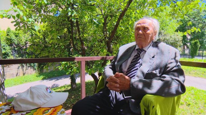 Josip Manolić - 1