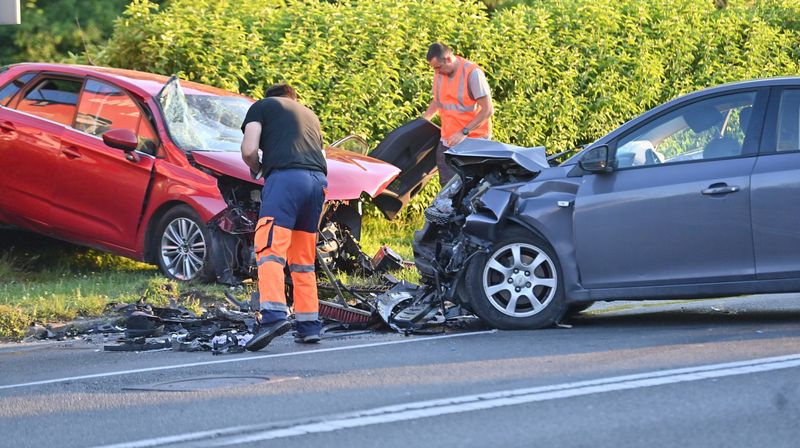 Sudarila se tri auta na Aleji Bologne - 3