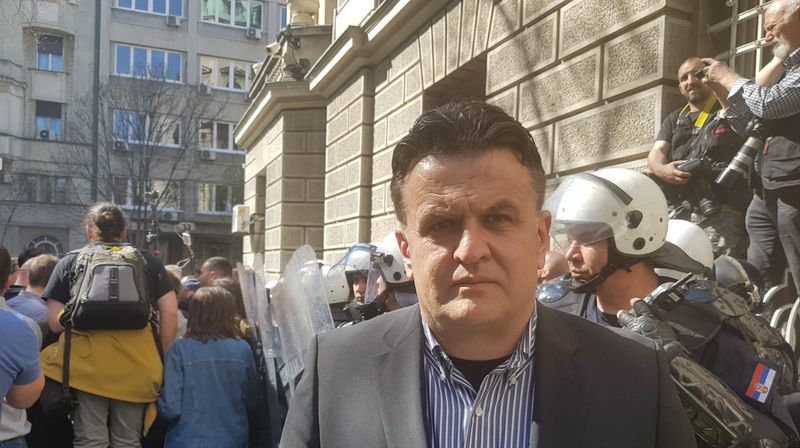 Andrija Jarak prati prosvjede u Beogradu (Foto: Dnevnik.hr)