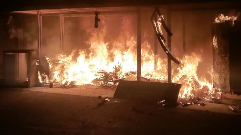 Zapaljeni Otvoreni ormar (Foto: Nataša Šulek)