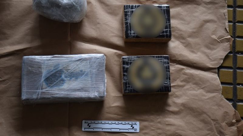 Policija tijekom prometnog nadzora pronašla drogu - 1