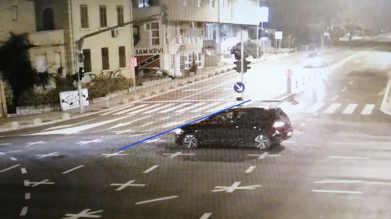 Policija traži vozača crnog Golfa - 2