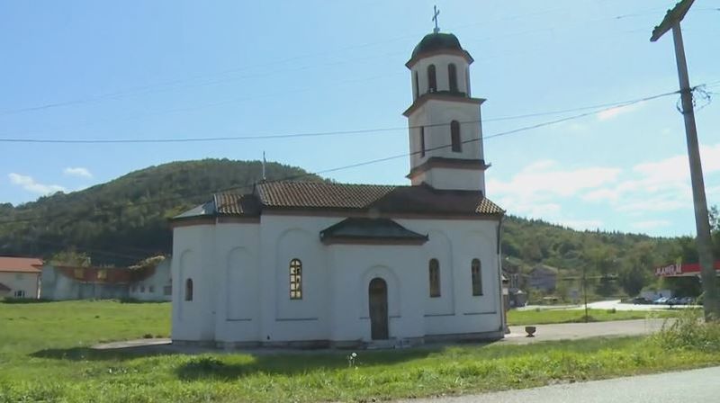 Bespravno izgrađena crkva u dvorištu Fate Orlić (Foto: Dnevnik.hr) - 1