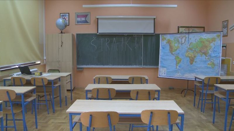 Prosvjetari ne odustaju od štrajka (Foto: Dnevnik.hr) - 4