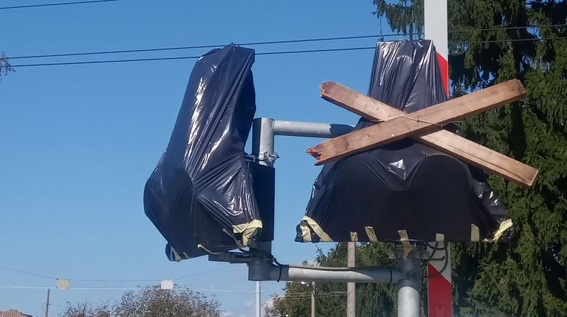 Pružni prijelaz kod Okučana (Foto: Dnevnik.hr)