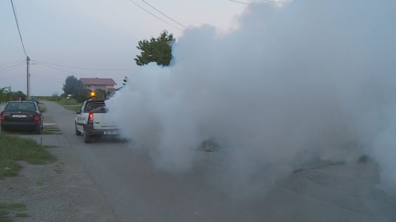 Zaprašivanje protiv komaraca - 2