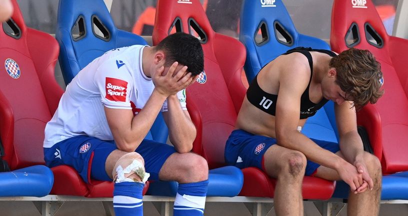 Igrači Hajduka nakon poraza od Osijeka