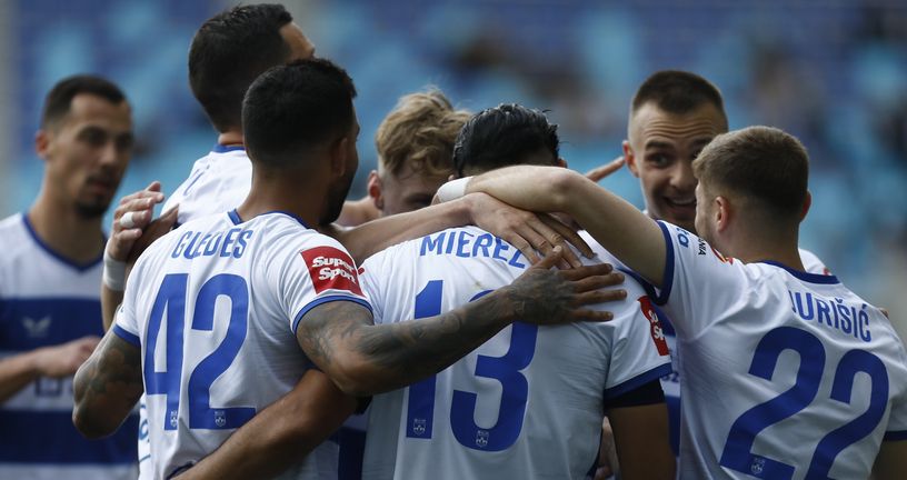 Osijek slavi gol