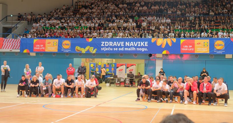 Vratimo djecu na igrališta