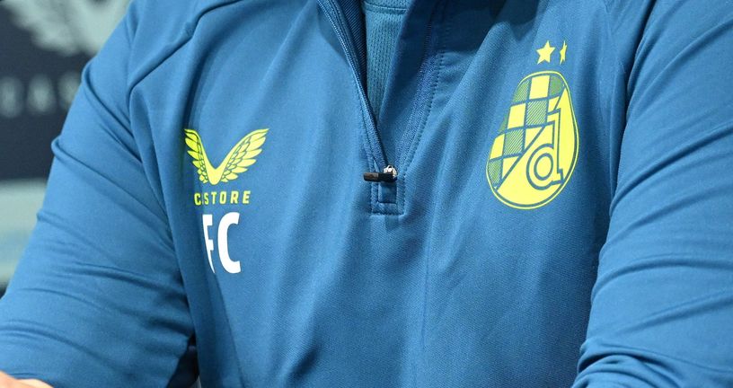 Logo Castorea na opremi Dinama