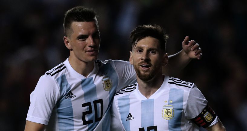 Giovani Lo Celso i Lionel Messi (Foto: AFP)