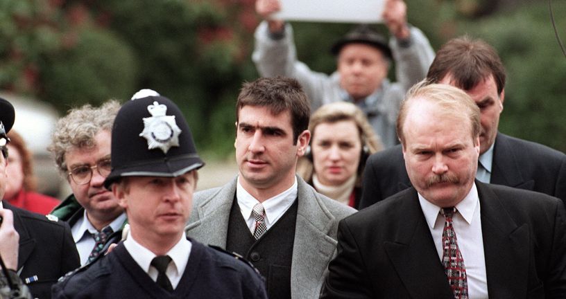 Eric Cantona ide na sud 1995. zbog napada na navijača (Foto: AFP)