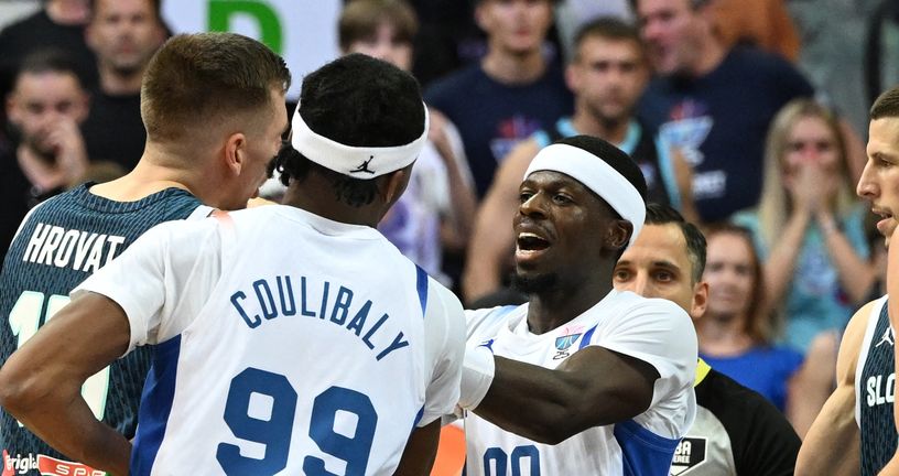 Sylvain Francisco u naguravanju sa Slovencima