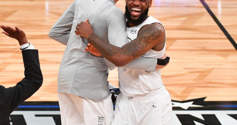 Anthony Davis i LeBron James (Foto: AFP)