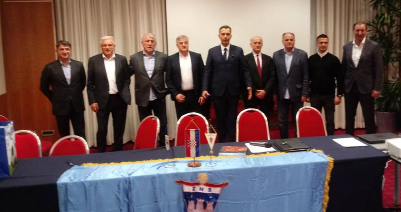 Tomislav Svetina sa suradnicima (Foto: GOL.hr)