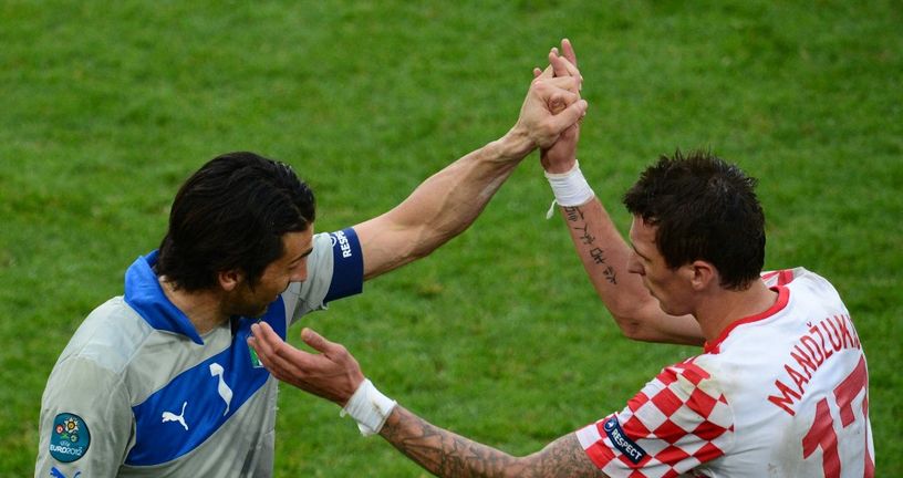Gianluigi Buffon i Mario Mandžukić