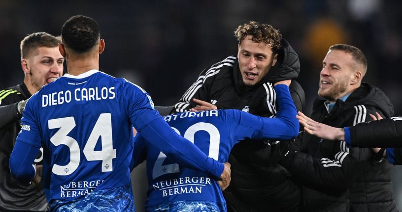 Slavlje pogotka Martina Baturine