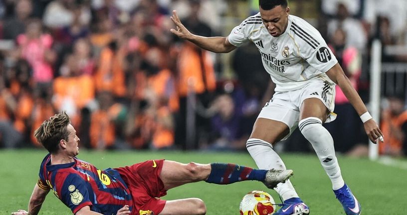 Frenkie de Jong i Kylian Mbappe