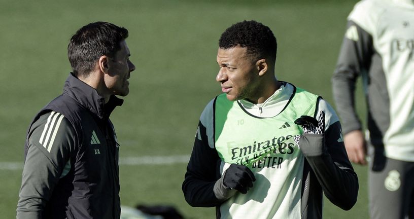 Xabi Alonso i Kylian Mbappe