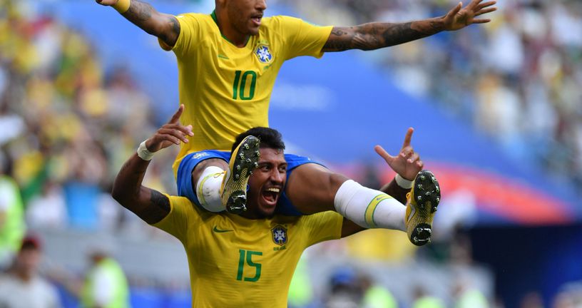 Neymar i Paulinho (Foto: AFP)