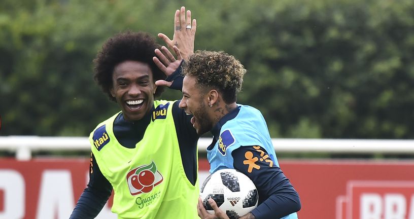 Willian i Neymar (Foto: AFP)