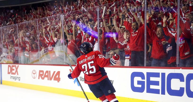 Devante Smith-Pelly slavi pogodak (Foto: AFP)
