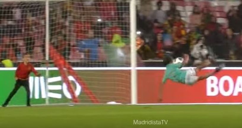 Cristiano Junior atraktivno zabija pogodak (Screenshot)