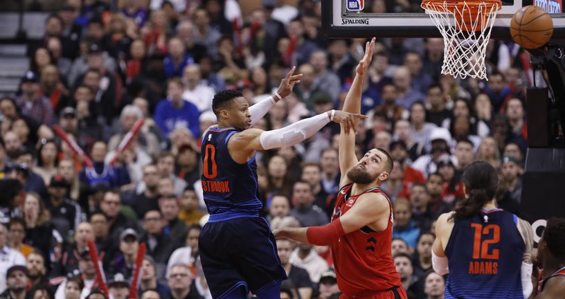 Russell Westbrook u akciji protiv Toronta (Foto: AFP)