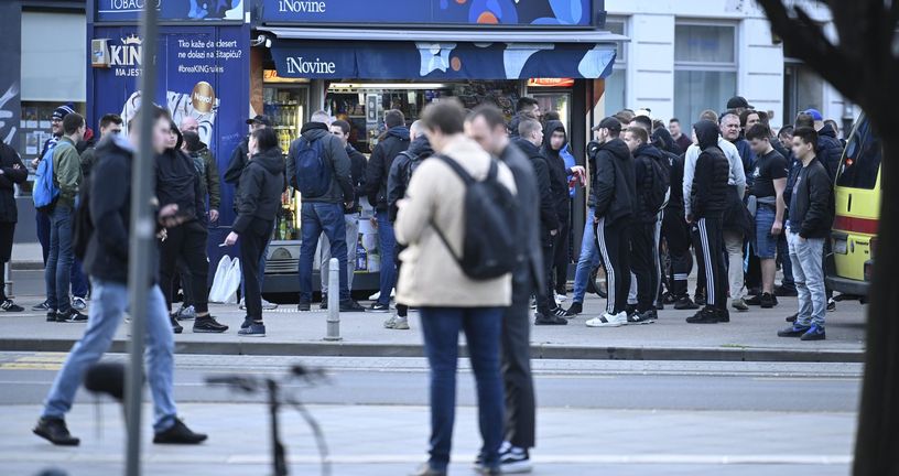 Okupljanje BBB-a uoči Skupštine Dinama