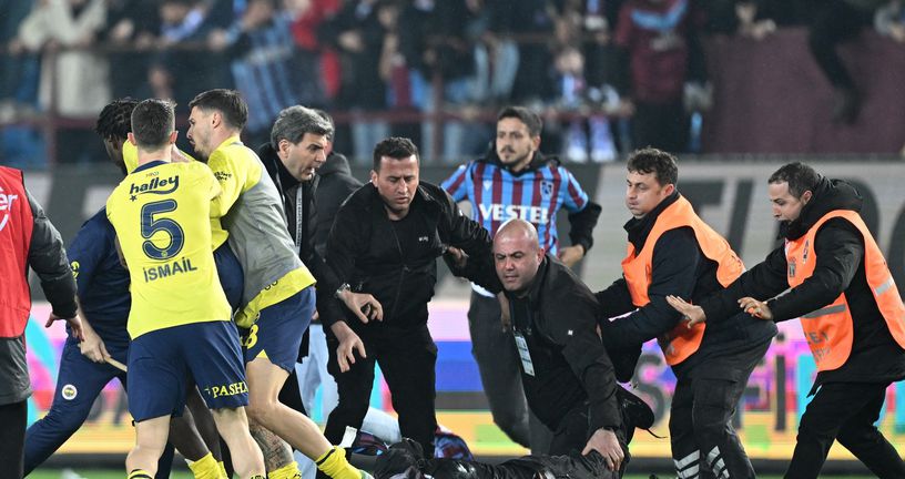 Neredi na Trabzonspor - Fenerbahce - 2