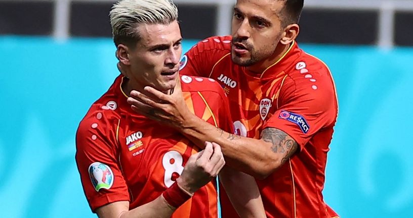 Aleksandar Trajkovski (desno)