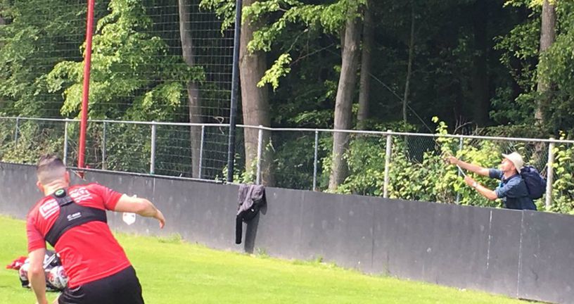 Lovac na talente (Foto: Twitter/Stef de Bont)