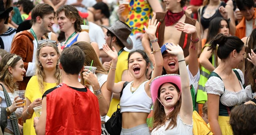 Ludi navijači na ragbi 7 utakmici