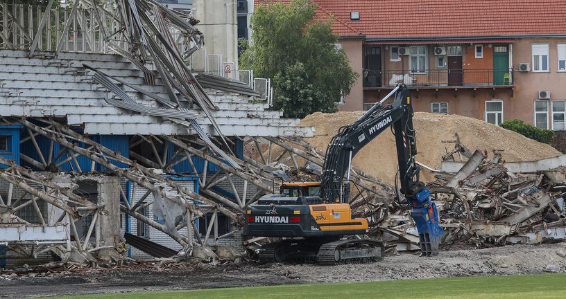 Rušenje zapadne tribine stadiona u Kranjčevićevoj