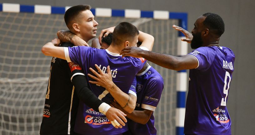 Slavlje igrača Novog Vremena