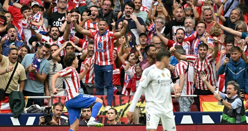 Julian Alvarez zabija gol za Atletico protiv Real Madrida