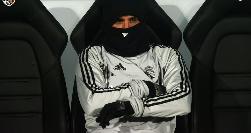 Isco na klupi Reala (Foto: AFP)