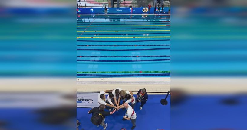 Doček brončanih paraplivača u Splitu