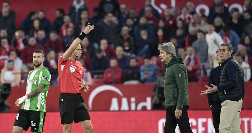 Sudac prekinuo derbi