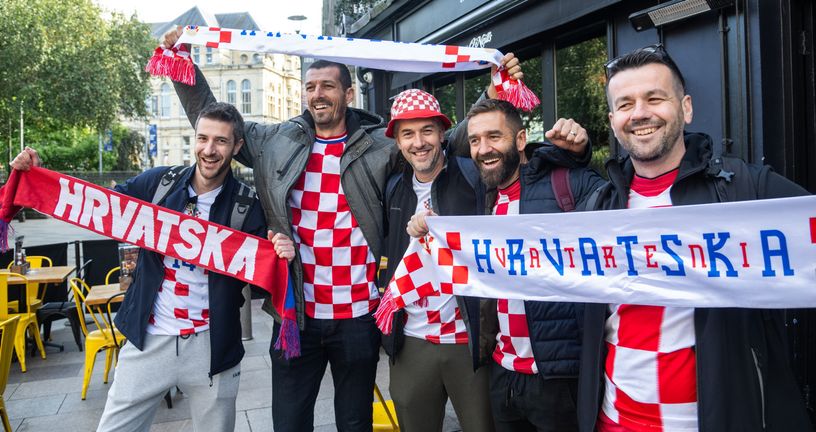 Hrvatski navijači u Cardiffu