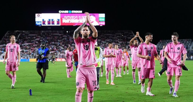 Lionel Messi i igrači Intera iz Miamija