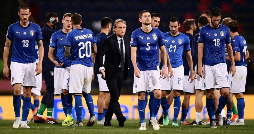 Mancini i reprezentativci Italije (Foto: AFP)