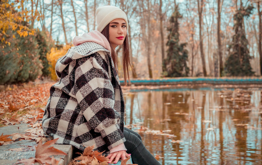 Zamišljena djevojka